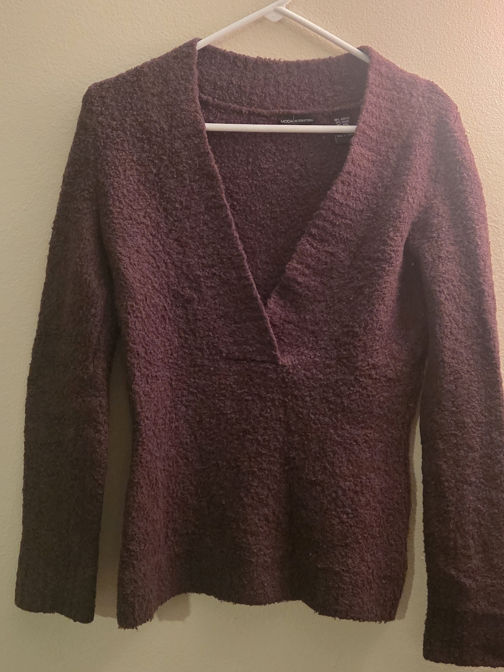 Moda International Women's Plum V-Neck Textured Sweater